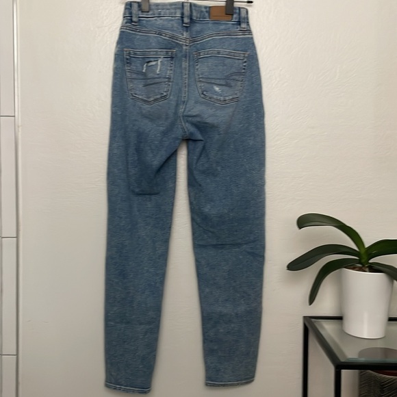 American Eagle Curvy Mom Jeans Size 00 - Picture 3 of 6